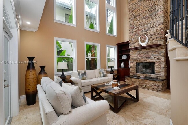 Photo - 4065 Battersea Rd