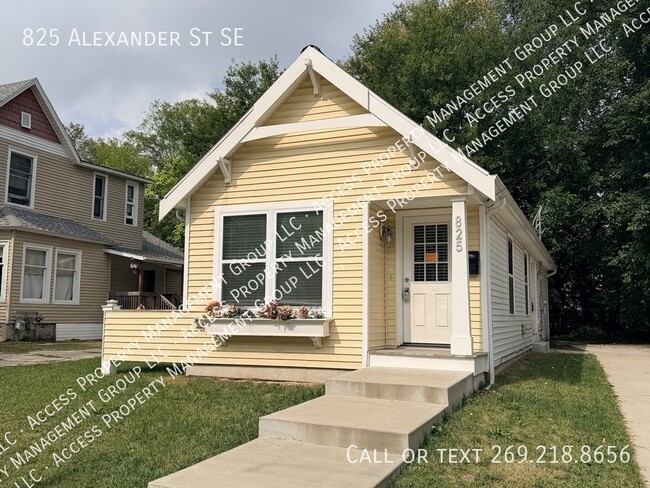 Building Photo - 825 Alexander St SE Rental