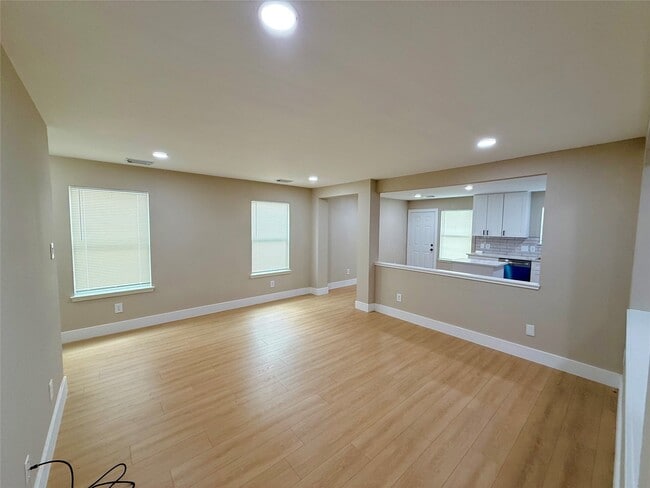 Photo - 3819 Banks Ridge Ln