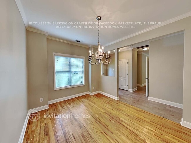 649 Royal Crest Ct