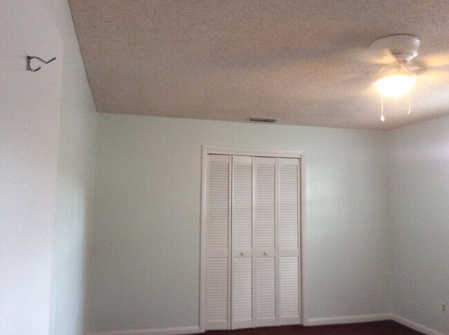 Photo - Large one Bedroom