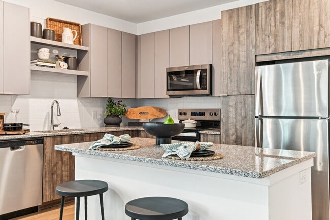 Photo - Allora Ashley Park