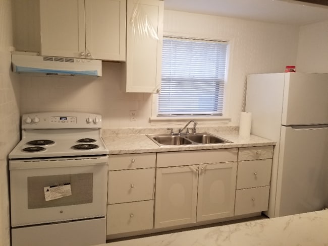 Photo - 342 Poplar St