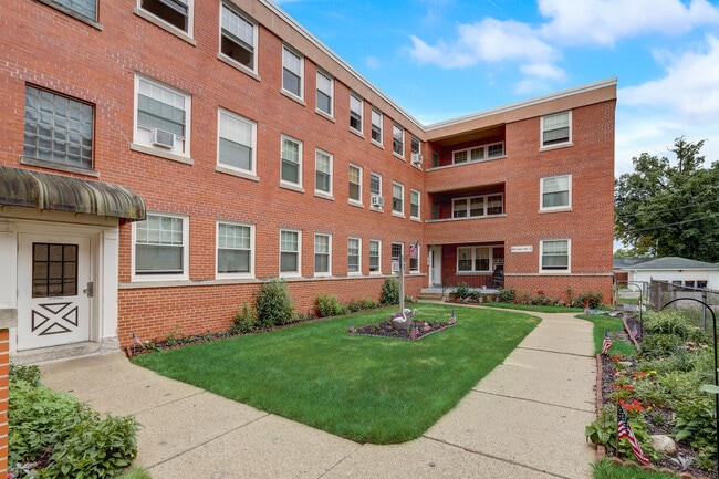 Becher Apartments - Becher Apartments