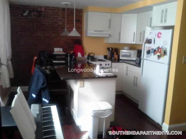 Photo - 200 Northampton St Unit 1