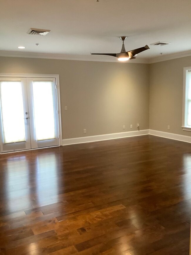 Photo - Newly Renovated! Music Row Gated Condo