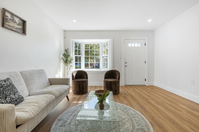 Photo - 94 Irvine Turner Blvd