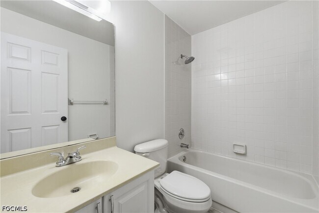 Photo - 600 Squire Cir Unidad 202