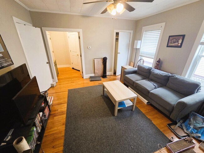 Photo - 55 Gorham St Unidad 1