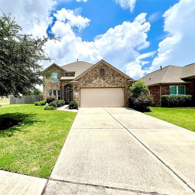 Building Photo - 21203 Flowering Dogwood Cir Rental