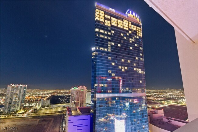 Photo - 2700 S Las Vegas Blvd Unit 3705