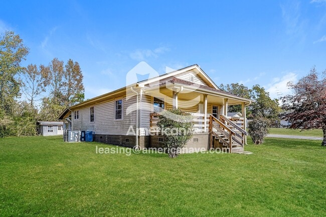 Photo - 506 7th Ave SW