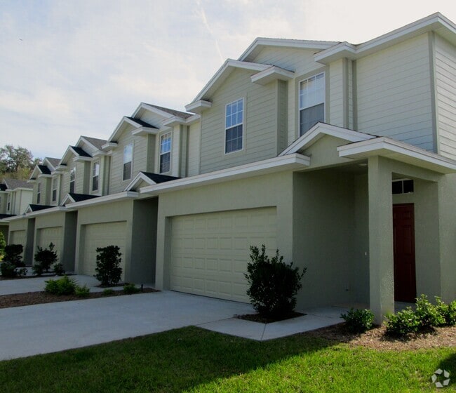 Building Photo - 5130 Summer Brooke Ln Rental