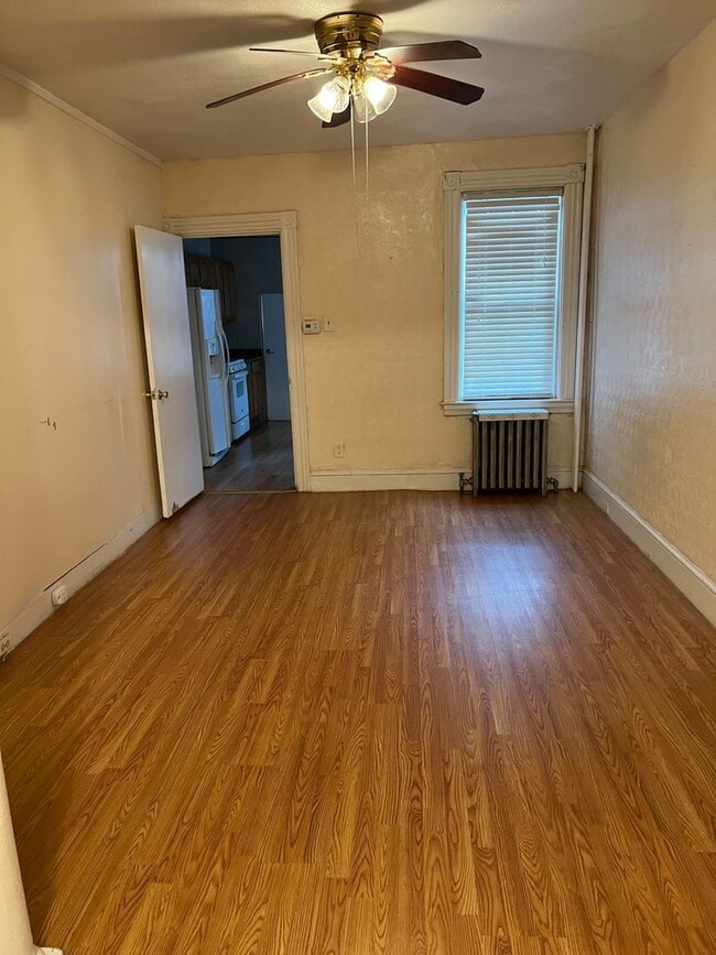 Photo - Large 4 bed 1.5 Bath Old City Lancaster Home