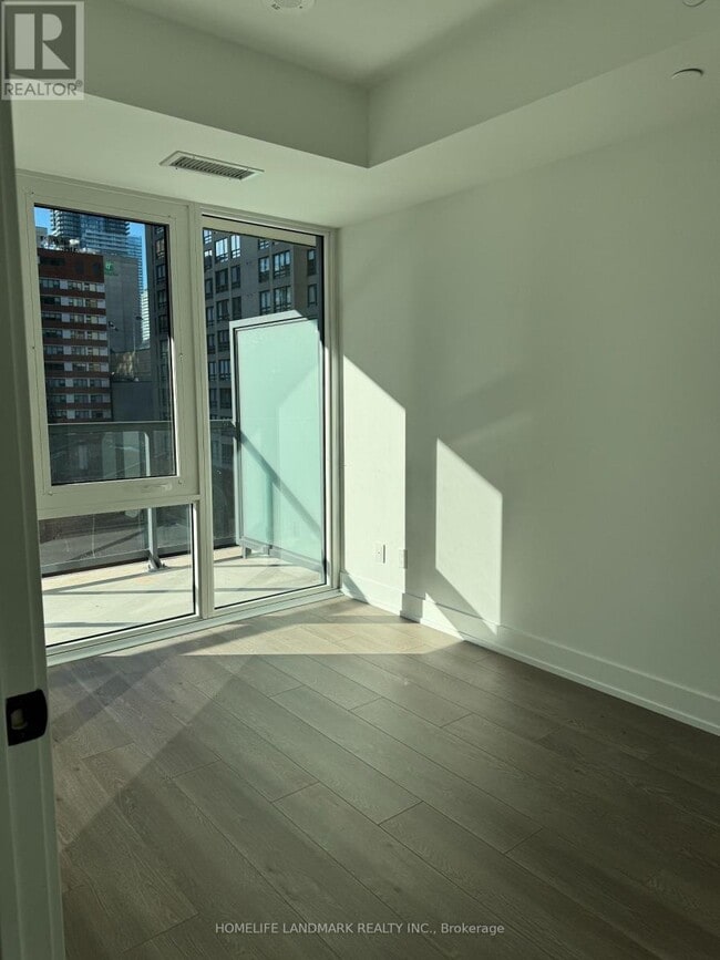 Photo - 308 Jarvis St Unité 504