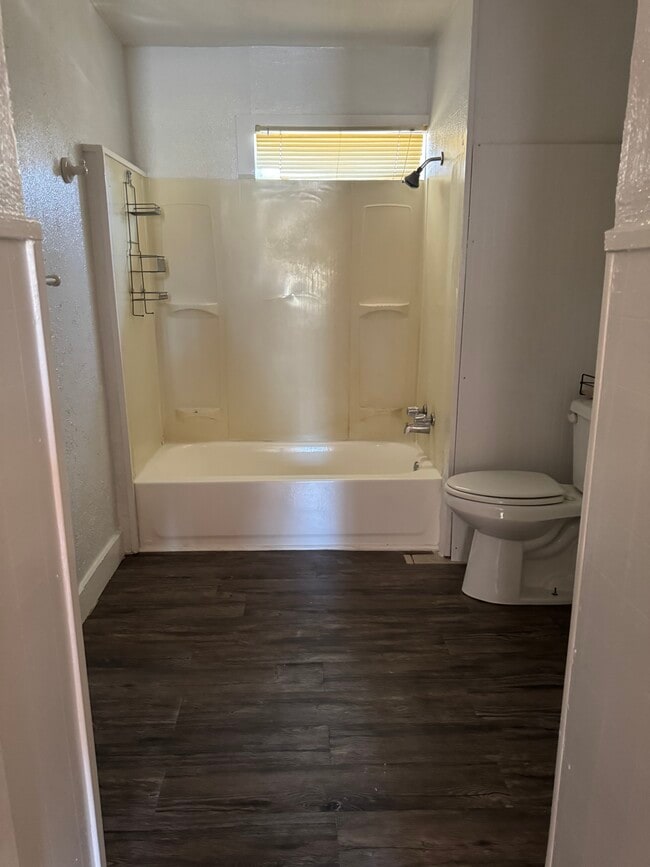 Photo - 2003 N Grand Ave