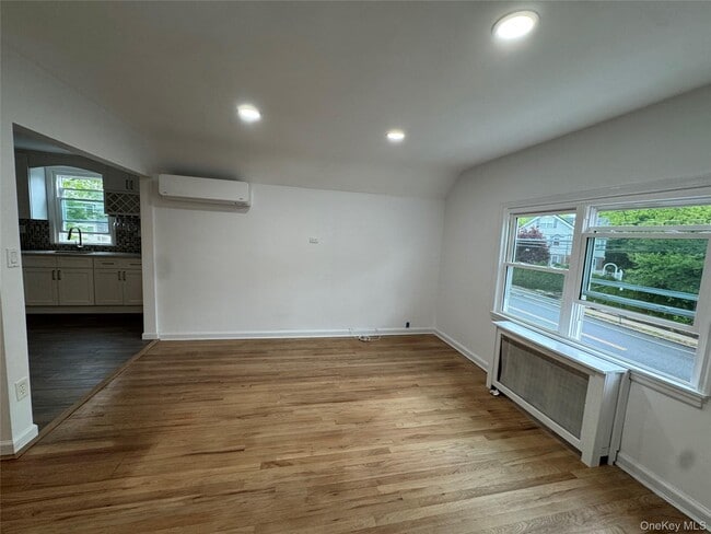 Photo - 630 Tulip Ave Unit 2