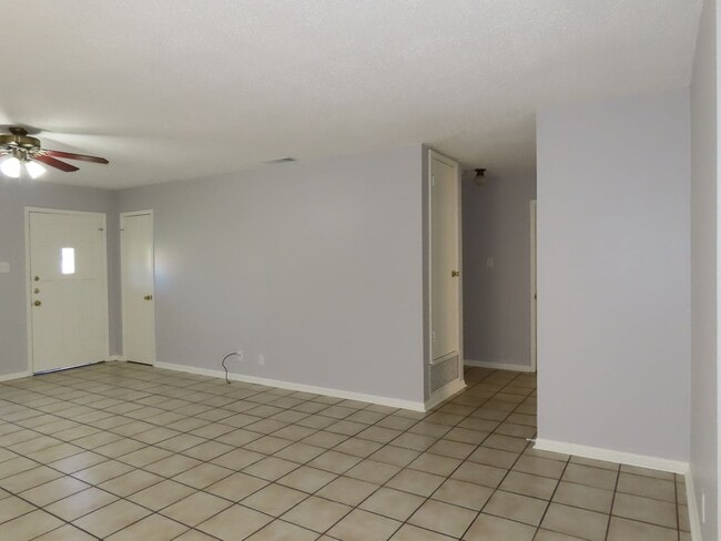 Photo - Charming 2 Bedroom, 1 Bath in Whitehouse ISD!
