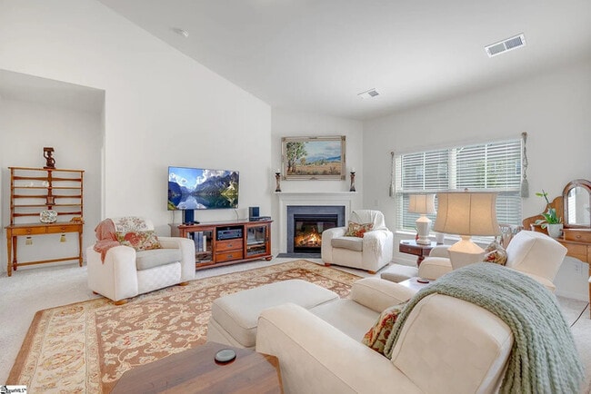 Photo - 3 Bedrooms 2 Bathrooms