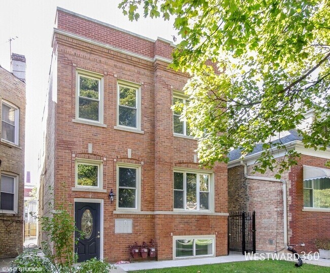 Photo - 4343 W Drummond Pl Unit G
