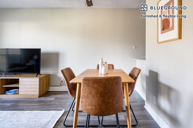 Photo - 766 Edgewater Blvd Unidad FL3-ID617