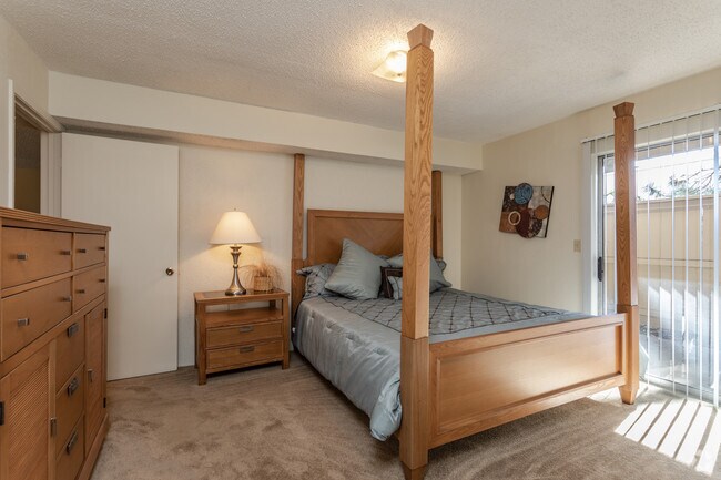 3HAB, 2BA - 1343 ft² - HABITACIÓN - Valley Estates