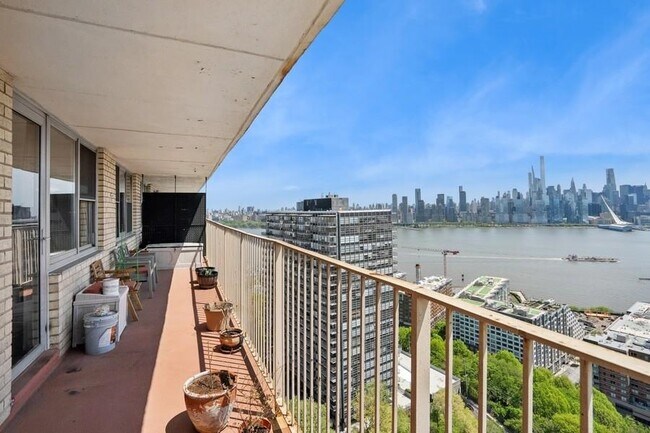 Photo - 6040 JFK Blvd E Unidad 25G