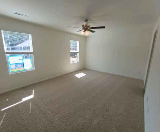 Photo - 2028 Eaton Pl