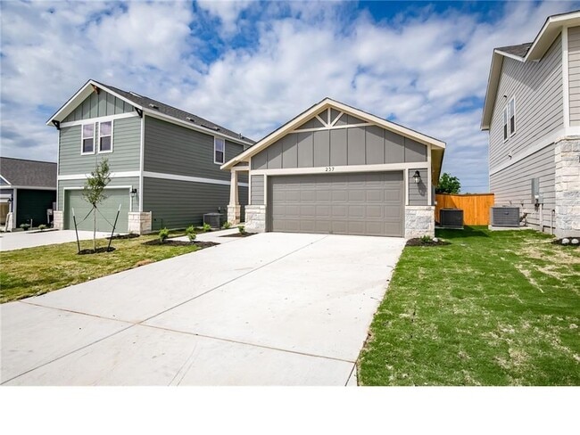 Photo - 237 Unforgiven Ln