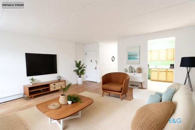 Building Photo - Upper level Large 2 Bedrooms in the Heart ... Rental
