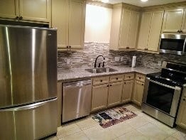 Building Photo - 3340 Blodgett St