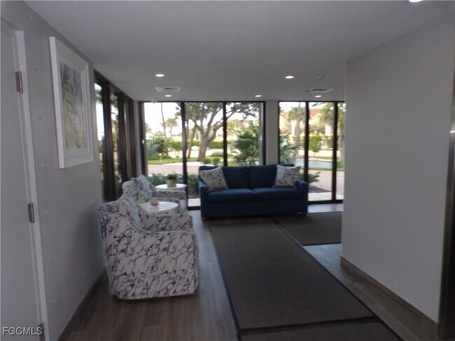 Building Photo - 7500 Estero Blvd Unit 201