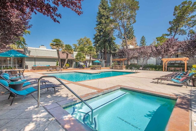 Building Photo - The Montclaire Rental