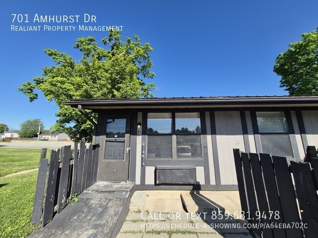 Building Photo - 701 Amhurst Dr