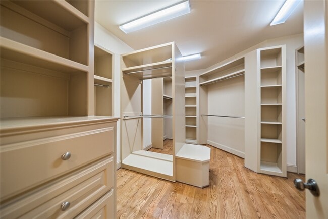 Photo - 4607 Regent Manor Dr