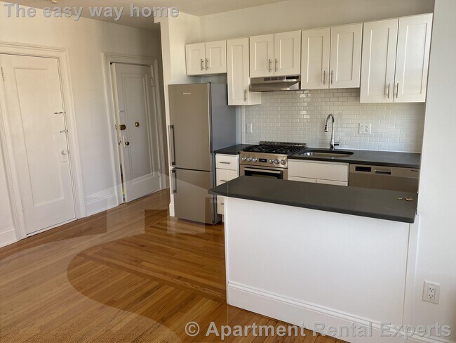 Photo - 475 Highland Ave Unidad #3