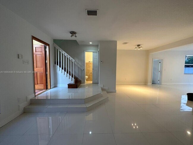 Building Photo - 10812 NW 51st Ln Rental
