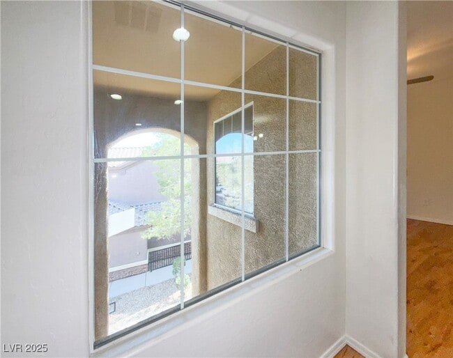 Building Photo - 6868 Sky Pointe Dr Unit 2016