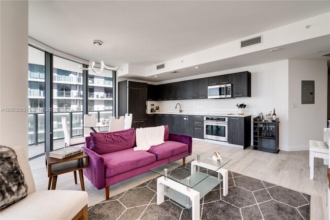 Photo - 45 SW 9th St Unit 2306