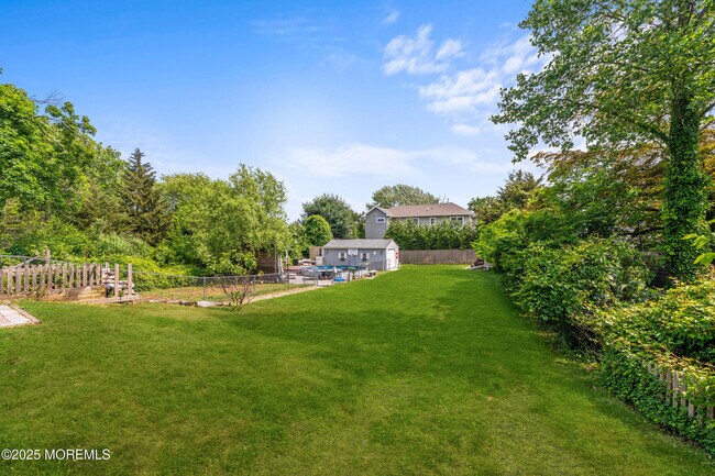 Photo - 324 Cedar Ave