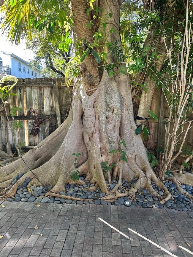 Photo - 2842 Coconut Ave Unit B