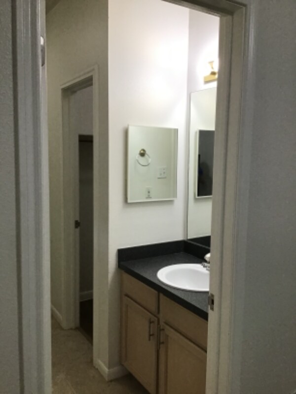 Photo - 3104 Northwest Blvd Unit B