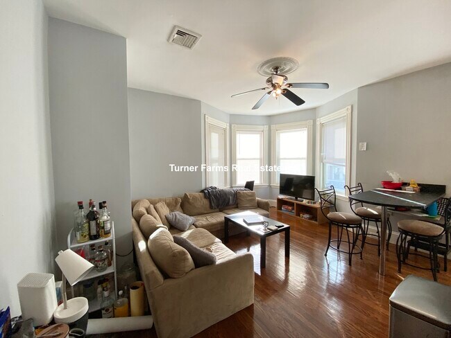 Photo - 43 Hillside St Unit 2F