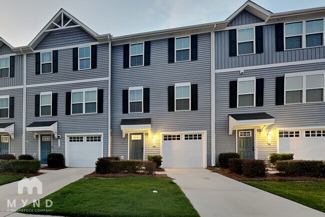 Building Photo - 2227 Fathom Wy