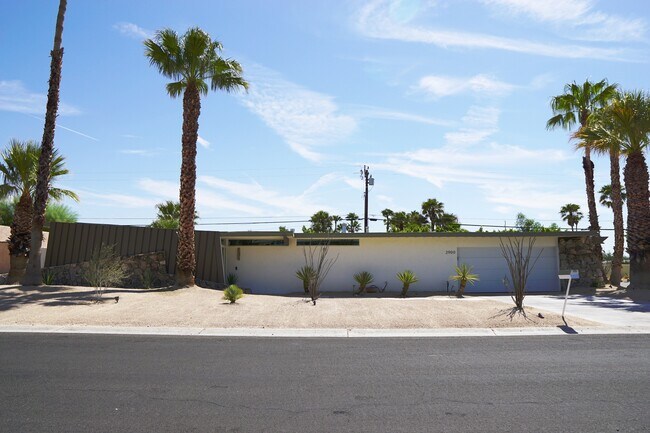 2900 N Chuperosa Rd