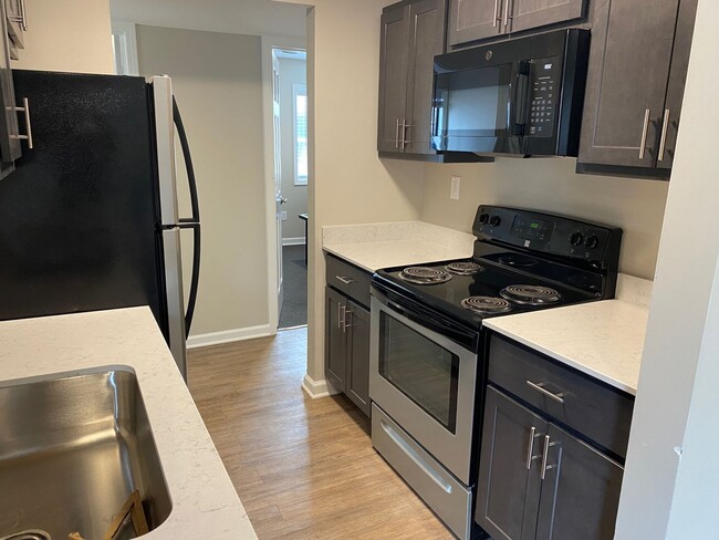 Photo - 106 S Gregory St