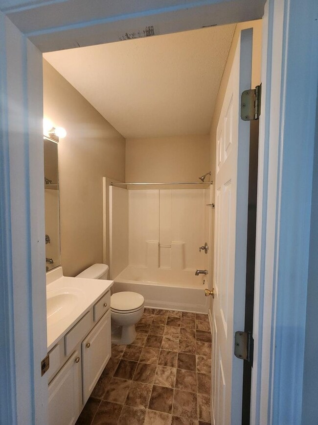 Photo - 140-202 Wexford Condominium Unit 202-6