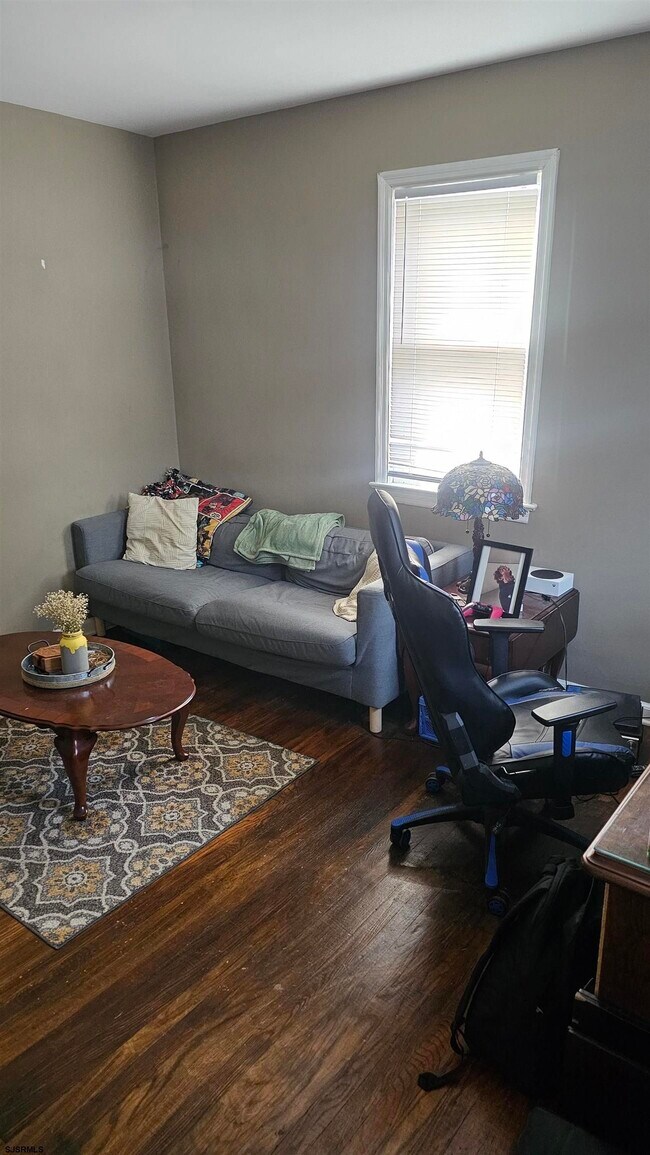 Photo - 130 Wilmer St