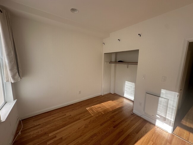 Building Photo - 1450 Newton St NW Rental