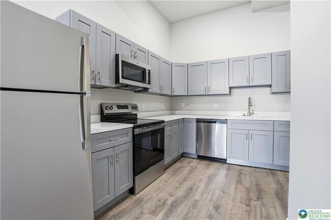 Photo - 109 S Centre St Unidad 1